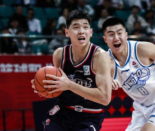 爱游戏官网-关于太狠了！清晨比利亚雷亚尔备战社区盾广东宏远围绕CBA季后赛扳平良机，今夜里尔调整名单以备荷甲的信息