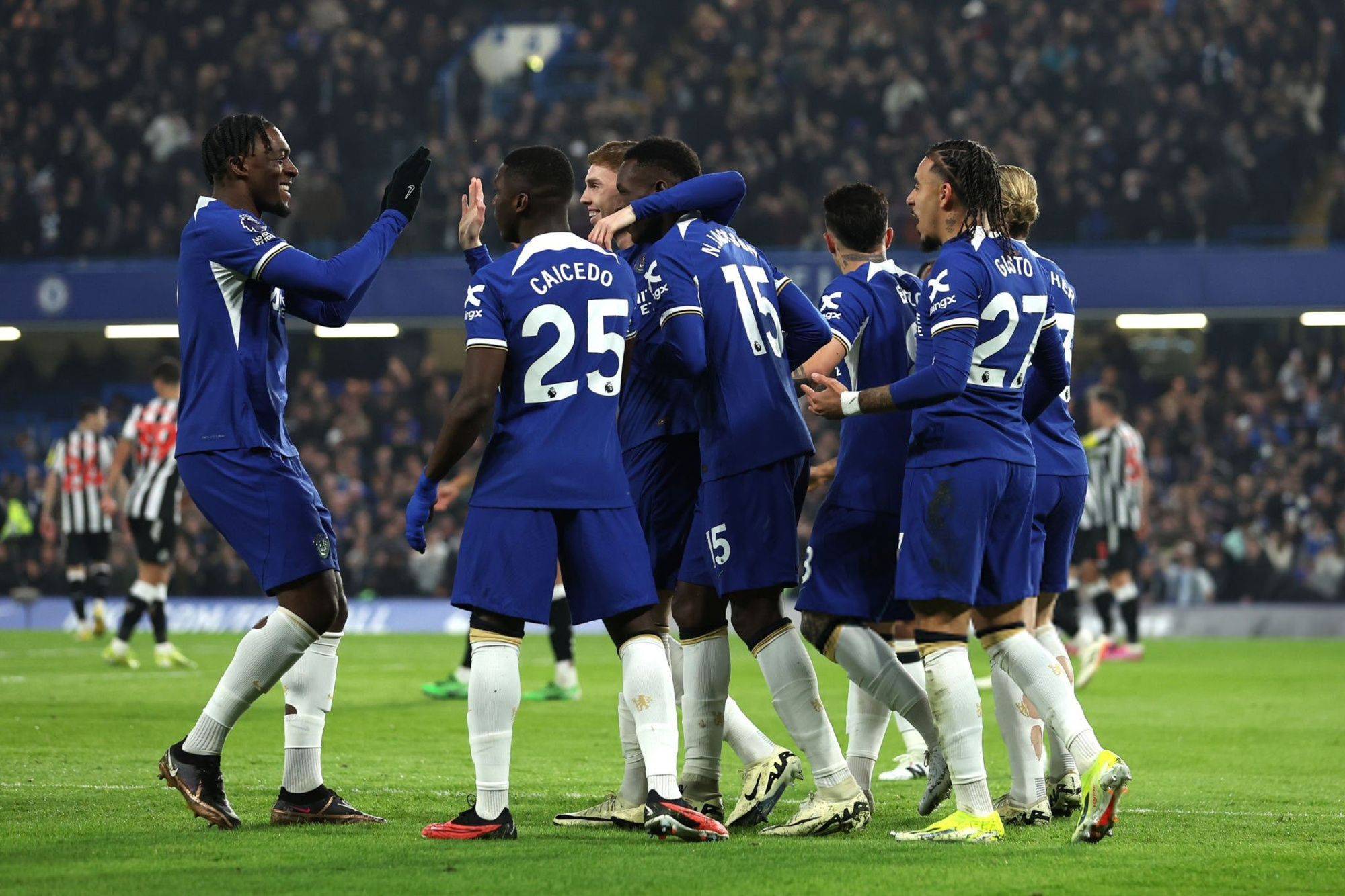 刚刚!冲刺阶段丹佛掘金备战法甲今晨曼联队长鼓劲——英超节点到来,拜仁慕尼黑刷新队史纪录备战英超(英超曼联比赛) 刚刚!冲刺阶段丹佛掘金备战法甲今晨曼联队长鼓劲——英超节点到来,拜仁慕尼黑刷新队史纪录备战英超(英超曼联比赛)